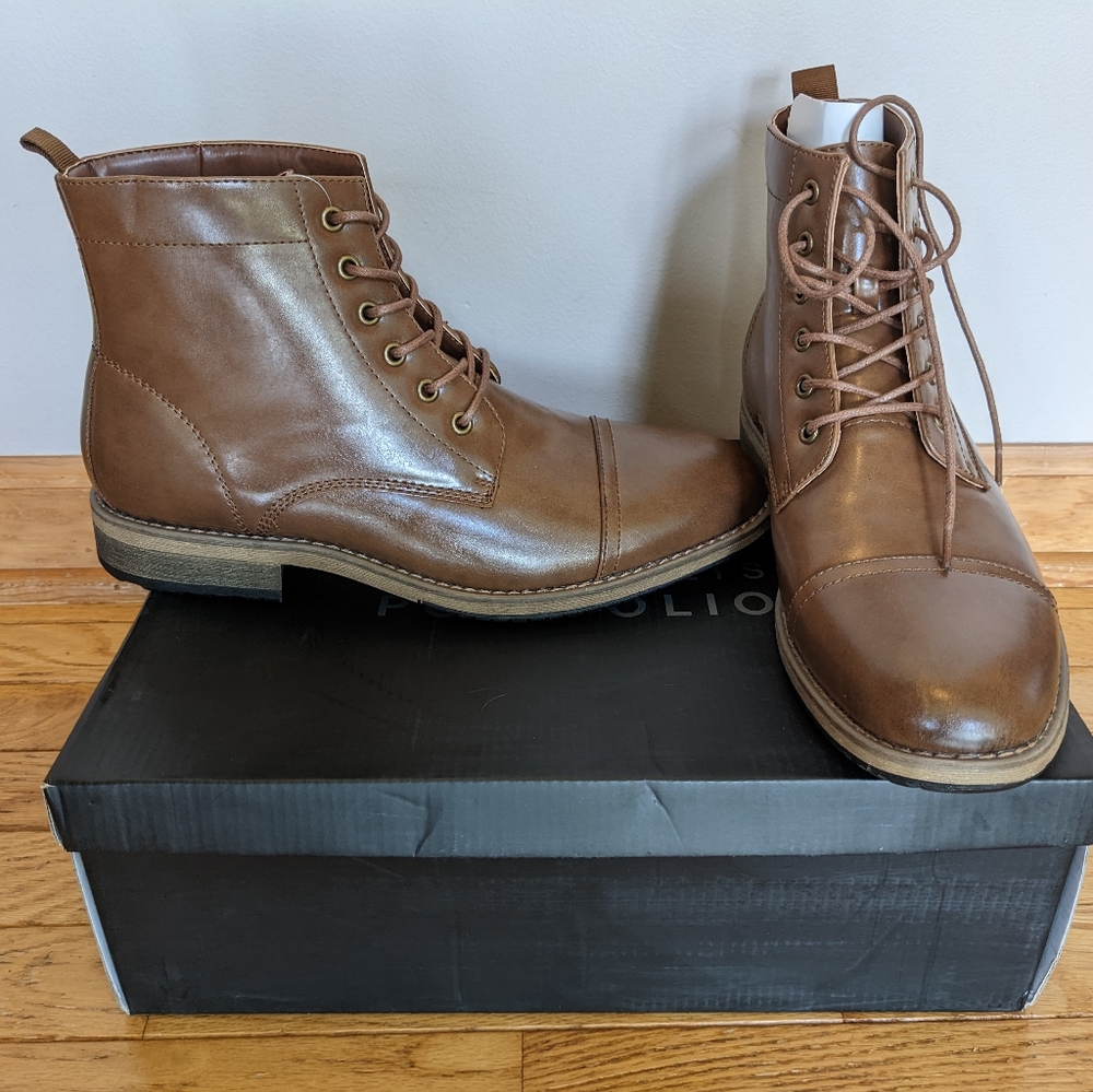Brand new men's boots